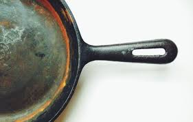 How To Clean A Rusty Cast Iron Skillet Cast Iron Cleaning Cleaning Cast Iron Skillet Seasoning Cast Iron