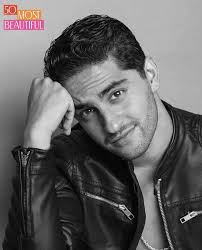 People en Español's 50 Más Bellos 2024 Across Borders: Sofía Vergara & More