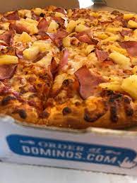 Dominos pineapple and ham pizza. Domino S Pizza On Twitter Our Heart Beats For Ham And Pineapple