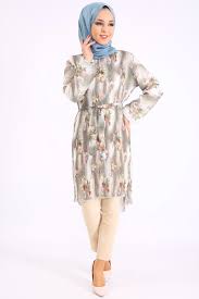 Piliseli Zincir Desenli Tunik Tsd1904 Haki Moda Stilleri Tunik Mankenler
