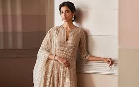 Jun 13, 2021 · always a lover of luxury labels, for weddings, she usually turns to designers like falguni shane peacock, abu jani sandeep khosla and tarun tahiliani. Tarun Tahiliani Designer Womenswear Menswear Accessories Tarun Tahiliani