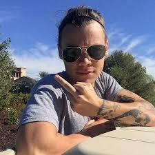 One Direction Twitter Pack Tumblr Harry Styles Harry Styles Photos Harry Styles Wallpaper