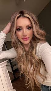 Ashley Avina's Instagram, Twitter & Facebook