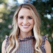 Erin Eslinger's Instagram, Twitter & Facebook