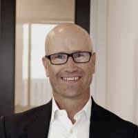 Mike Siegrist's Instagram, Twitter & Facebook