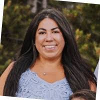 Jessica Morency's Instagram, Twitter & Facebook