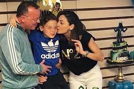 Pare che si fossero lasciati in passato per il rifiuto da parte di gigi di sposarsi di nuovo. Anna Tatangelo E Gigi D Alessio Di Nuovo Insieme Eccoli Alla Festa Del Figlio Andrea