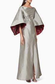 فستان سهرة لامع بأكمام واسعة فساتين فستان اسعار ماركات عالمية فخمة راقية إيلوستريلا مودا Dresses With Sleeves Long Sleeve Dress Fashion