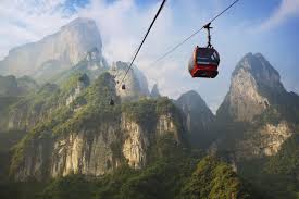 Today, it sets standards for safety, economic efficiency and technical innovations in seven business areas where innovative. Die Besten Seilbahnen Der Welt Achtung Schwindelgefahr