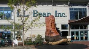 This is home for stonewall kitchen. Unique Maine Shopping Venues Close By