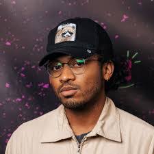 Forrest Kline's Instagram, Twitter & Facebook