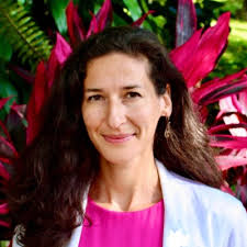 An extraordinary day and a huge honour to present my credentials to His  Majesty the Sultan of Brunei. We discussed the long-standing relations  between 🇬🇧 and 🇧🇳, the excellent defence…