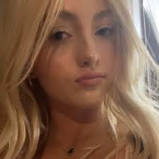 Hey name is Eva Walker and i'm from Columbus, Ohio. I am not fully  committed to UC, but it's in my top few choices. I plan to major in real  estate or