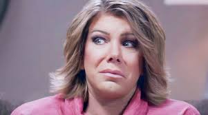 I gotta say, eyebrows must be an issue in this family 🤷‍♂️ Meri's are  obviously mostly drawn on, but at least have a great shape, (older picture)  Sobbin's are horrible, Mykelti apparently