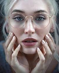 Pin De Brynn Thibault Em Beautiful People Armacoes De Oculos Oculos De Grau Feminino Oculos Para Rosto Redondo