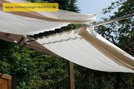 Für modern tag regenschutz terrasse selber bauen style and design , wähle a betonboden für the zuhause bodenbelag. Holzpergola Schrag Kombinierter Sonnenschutz Regenschutz Holzpergola Regenschutz Terrasse Sonnenschutz Garten