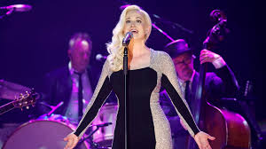 Kellie Pickler Makes Triumphant Return to 'American Idol', Delivers  Emotional Martina McBride Cover With Hannah Harper - American Songwriter