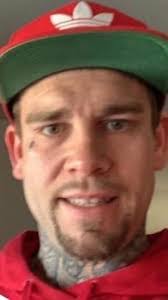 Brett Brandon's Instagram, Twitter & Facebook