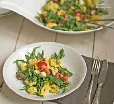 Tortellinisalat Mit Rucola Madame Cuisine Rezept Tortellinisalat Tortellini Salat