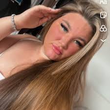 Can anyone recommend a mobile hair dresser please for autistic girl