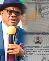 Copied *JASON'S LAW OF CORRUPTION* *Nigerians* are roughly bifurcated into  two: the *ruling wicked; and the waiting wicked.* On June 13, 1988, *Pini  Jason Onyegbaduo (1948