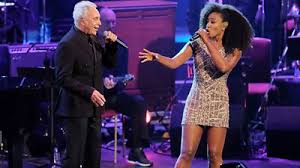 E il cielo mi prese con se', 03:58. Sir Tom Jones And Beverley Knight Share The Stage For A Night Of Gospel Christmas Music In Cardiff Media Centre