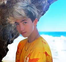 Cash baker HD wallpaper