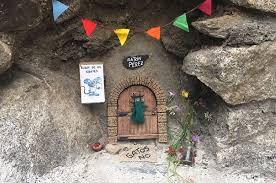 Cuento de ratoncito pérez para los niños cuando pierden un diente. La Casa Del Ratoncito Perez En Barcelona Barcelona Colours