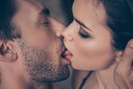 Erotische Küsse: So küsst du heiß und leidenschaftlich - Sinneslust.com