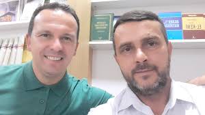 Libraria :"Dituria Islame" nuk është vetëm vend i shitjes së librave, por  vendtakim i bisedave e studimeve shkencore. Me Arbenin nga Zvicrra,  Ramadanin nga Turqia dhe prof. Sadik Mehmeti