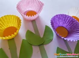 How to make rolled paper flowers. Cupcake Liner Flower Craft Crafts And Worksheets For Preschool Toddler And Kindergarten