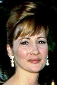 Robin Groth's Instagram, Twitter & Facebook