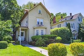 87 W Passaic Avenue, Rutherford, NJ 07070