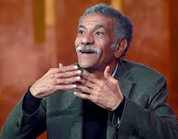 ممثل وكاتب مصري، بدأ مشواره المهني مسرحيًا حيث عمل لسنوات طويلة في مجال المسرح التجريبي والحر وقدم العروض المسرحية داخل وخارج مصر، لكن علاقته مع السينما بدأت بفيلم (إبراهيم الأبيض) 2009، ثم فيلم (الشوق) 2011 والذي. Ø­Ù‚ÙŠÙ‚Ø© ÙˆÙØ§Ø© Ø§Ù„ÙÙ†Ø§Ù† Ø§Ù„Ù…ØµØ±ÙŠ Ø³ÙŠØ¯ Ø±Ø¬Ø¨ ÙÙƒØ± ÙˆÙÙ† Ù†Ø¬ÙˆÙ… ÙˆÙ…Ø´Ø§Ù‡ÙŠØ± Ø§Ù„Ø¨ÙŠØ§Ù†