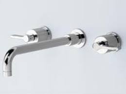The process is the same whether you have a single handle faucet or one with multiple controls. Bathtub Faucet Buyer S Guide Hgtv