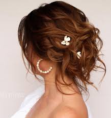 People with really short hair become confused to pick the best short hairstyles for wedding. 40 Trendy Wedding Hairstyles For Short Hair Every Bride Wants In 2021