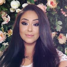 Unleash your inner artist with the crazy beautiful Morphe x James Charles  Artistry Palette! Featuring every color of the rainbow. Pick it up in  stores now! http://bit.ly/2zcWwCS