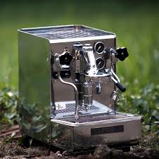 Merek mesin kopi terbaik selalu diburu banyak orang terutama buat mereka yang doyan atau ingin membuka bisnis seri tersebut dilengkapi dengan dua mesin gabungan, yaitu espresso pump dan drip coffee maker. Espresso Machine Murah Pasteurinstituteindia Com