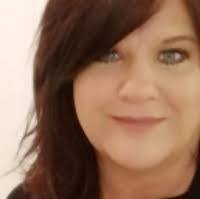 Lee Barrera's Instagram, Twitter & Facebook