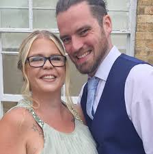 Hi anyone stayed Poseidon? Review would be appreciated and an explanation  to this pool would be great too 😅 confused for sure aha