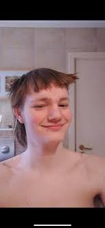 God morgen, Drøbaksbussen! I dag har min eldste sønn bursdag. Adrian er  født på sin navnedag, og siden det var et av flere aktuelle alternativ, ble  det det. Og han passer til