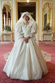 Diana princess of wales on her wedding day, july 29, 1981. Inside The Emotional Moment Emma Corrin Tried On Princess Diana S Wedding Dress British Vogue