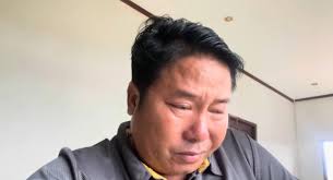 Niam bounmee thiab bounmee aw txhob txawj2 thiab os mog txawj mob Los yuav  txawj zoo os thiab bounmee yog ib tug neeg zoo siab loj siab zoo hlub sawv  daws heev