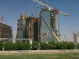 كبر السوق وعمقه، فكلما كان عددُ الشركات المدرجة في السوق أكثر زادَ عمقه، وكلما كانت القيمة السوقيّة للأسهم المتدوالة أكبر كان السيولة، وتعني إتاحةَ إمكانيّة تحويل الأوراق الماليّة إلى نقود في الوقت الذي يحتاجه المستثمر، وكلما كانت السوق أكبر كانت السيولة. Ù…Ø¨Ù†Ù‰ Ù‡ÙŠØ¦Ø© Ø§Ù„Ø³ÙˆÙ‚ Ø§Ù„Ù…Ø§Ù„ÙŠØ© Mapio Net
