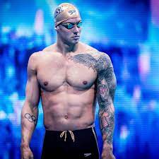 Dressel hopped up on the lane line, flexed his muscles and exhorted the crowd to cheer. Swimoutlet Com The Cali Condors With Caeleb Dressel Facebook