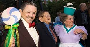 Last Surviving Wizard Of Oz Munchkin Jerry Maren Dies .you to munchkinland (from 'the wizard of oz') please click the preview icon further down for the specific score that you are interested in. last surviving wizard of oz munchkin