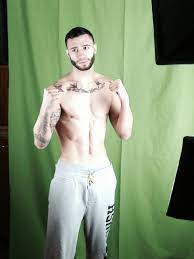 Shane burgos is a top ufc fighter. Shane Burgos On Twitter Feeling Lean 8 More Hours Till Weigh Ins And I M Already On Weight Http T Co R7nxcsit8m