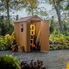 Casetta da giardino keter oakland 759 realizzata in resina di colore grigio casetta in polipropilene rinforzato, robusta e ideale per riporre attrezzi e per qualsiasi esigenza. Keter Casetta Da Giardino In Resina Darwin 4x6 Wood Dadolo Shop