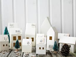 Calendrier De L Avent Original 20 Idees Sympas Et Faites Maison M6 Deco Fr Avec Images Calendrier De L Avent Calendrier De L Avent Original Idees Sympas