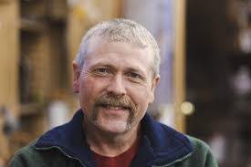 Emily Hilliard's Instagram, Twitter & Facebook